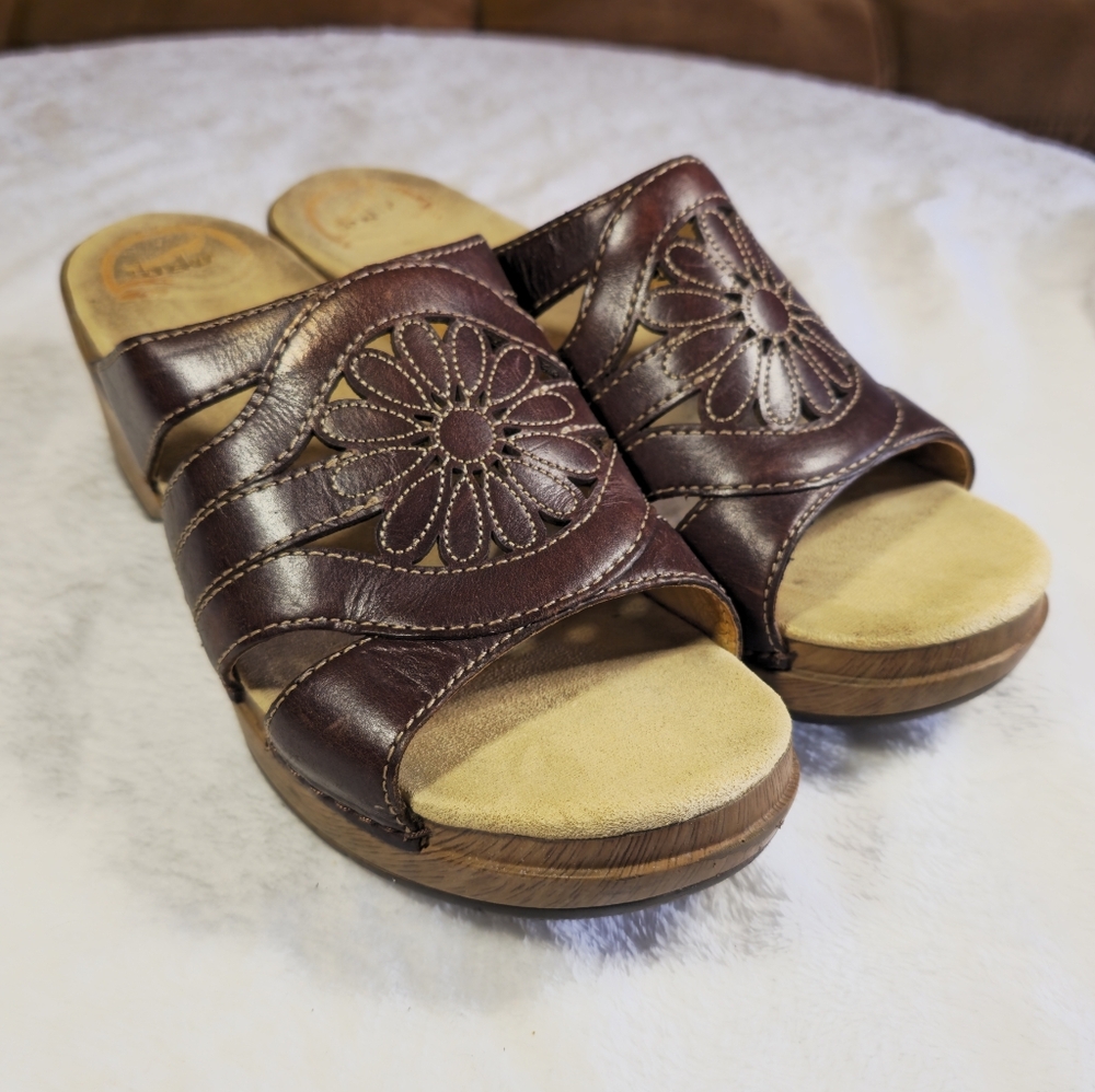 (SOLD) Dansko Suzy Sandal